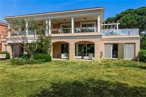 villa à la vente -   06600  ANTIBES, surface 240 m2 vente villa - UBI444010364